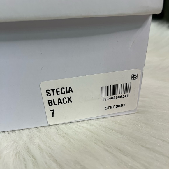 Steve Madden STECIA Black Stiletto Sandals - Size 7 - Picture 13 of 13